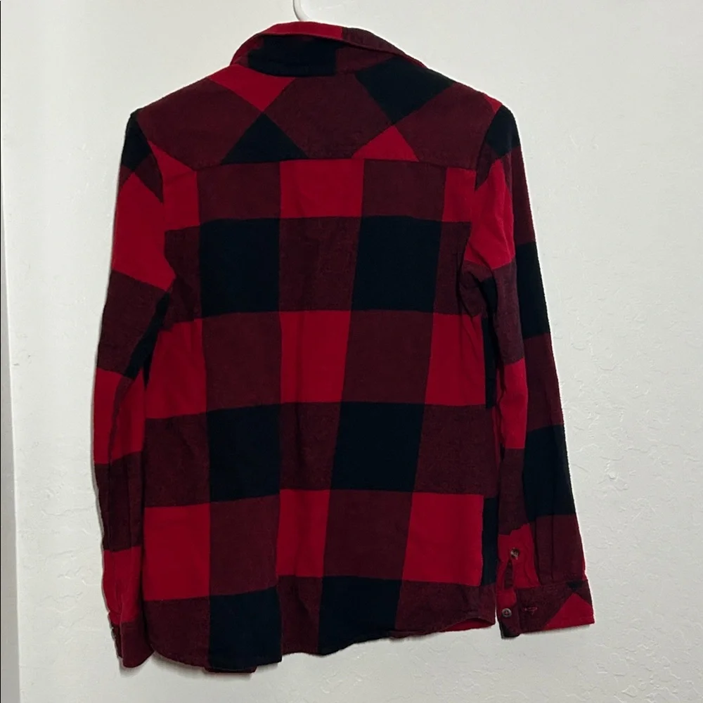 Buffalo plaid red and black fitted flannel - Picture 4 of 6